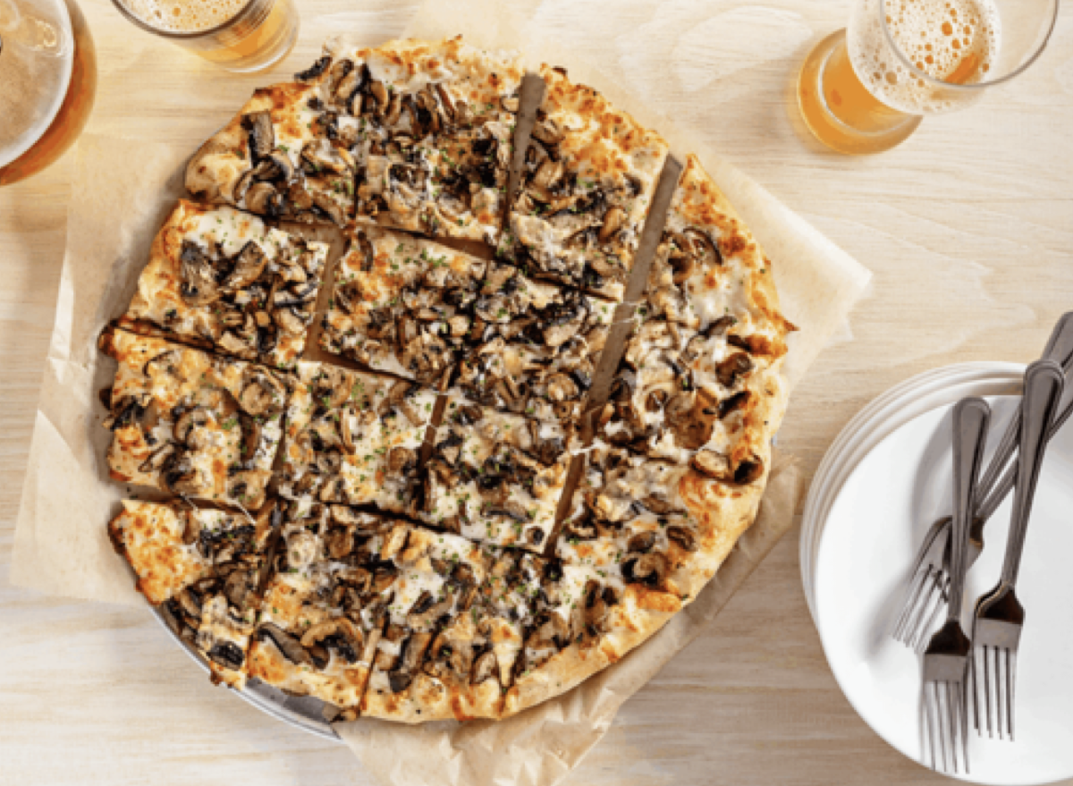 White Pizza Rankings: Four Chains That Excel Without Tomato Sauce