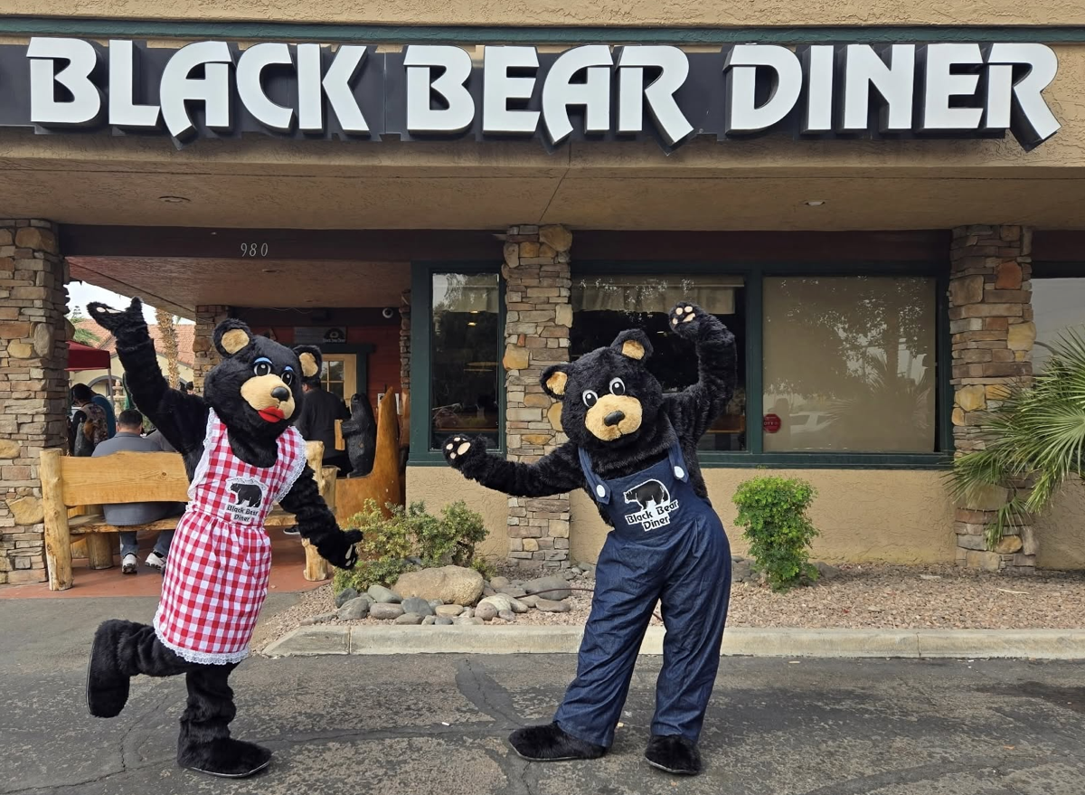 5 Restaurant Chains Serving Roast Turkey and Cornbread Year-Round